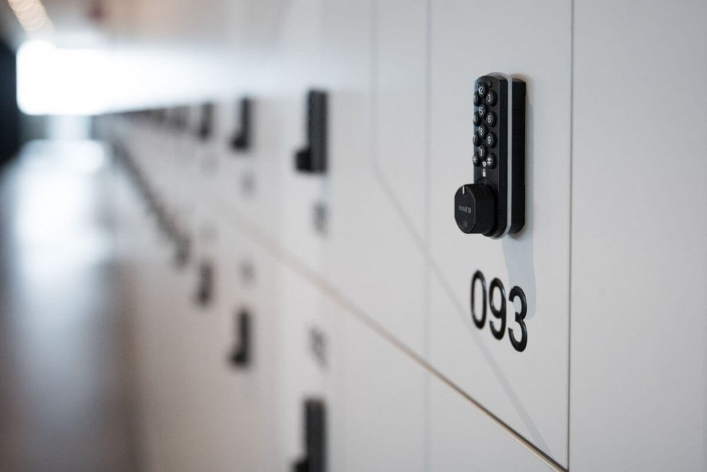 What Makes Electronic Lockers Better Than Mechanical Lockers?