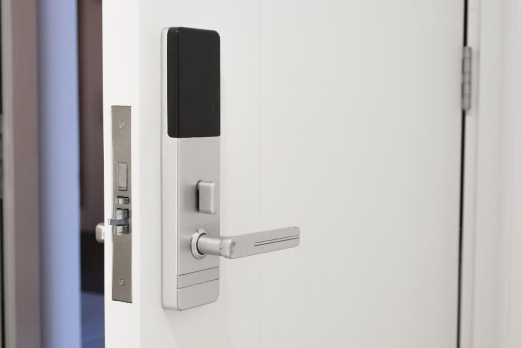 Benefits of Modern Door Access Control Systems