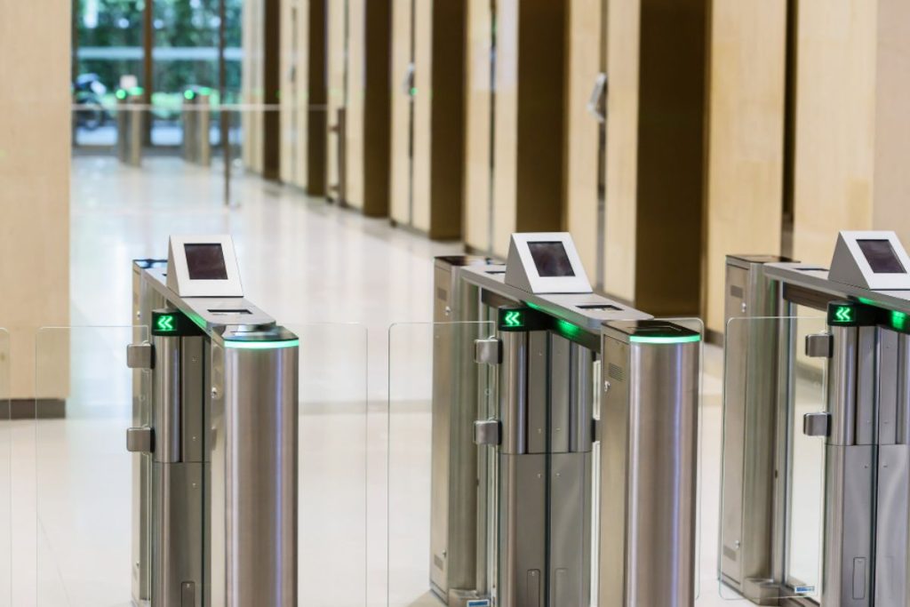 How to Select the Perfect Smart Gate for Your Building