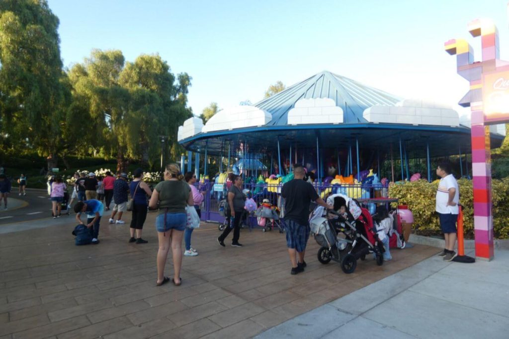 How Turnstile Systems Benefit Theme Parks in the Philippines