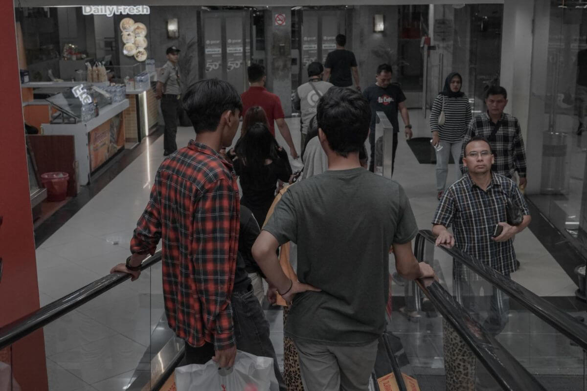 Identifying factors that increase foot traffic in public areas.