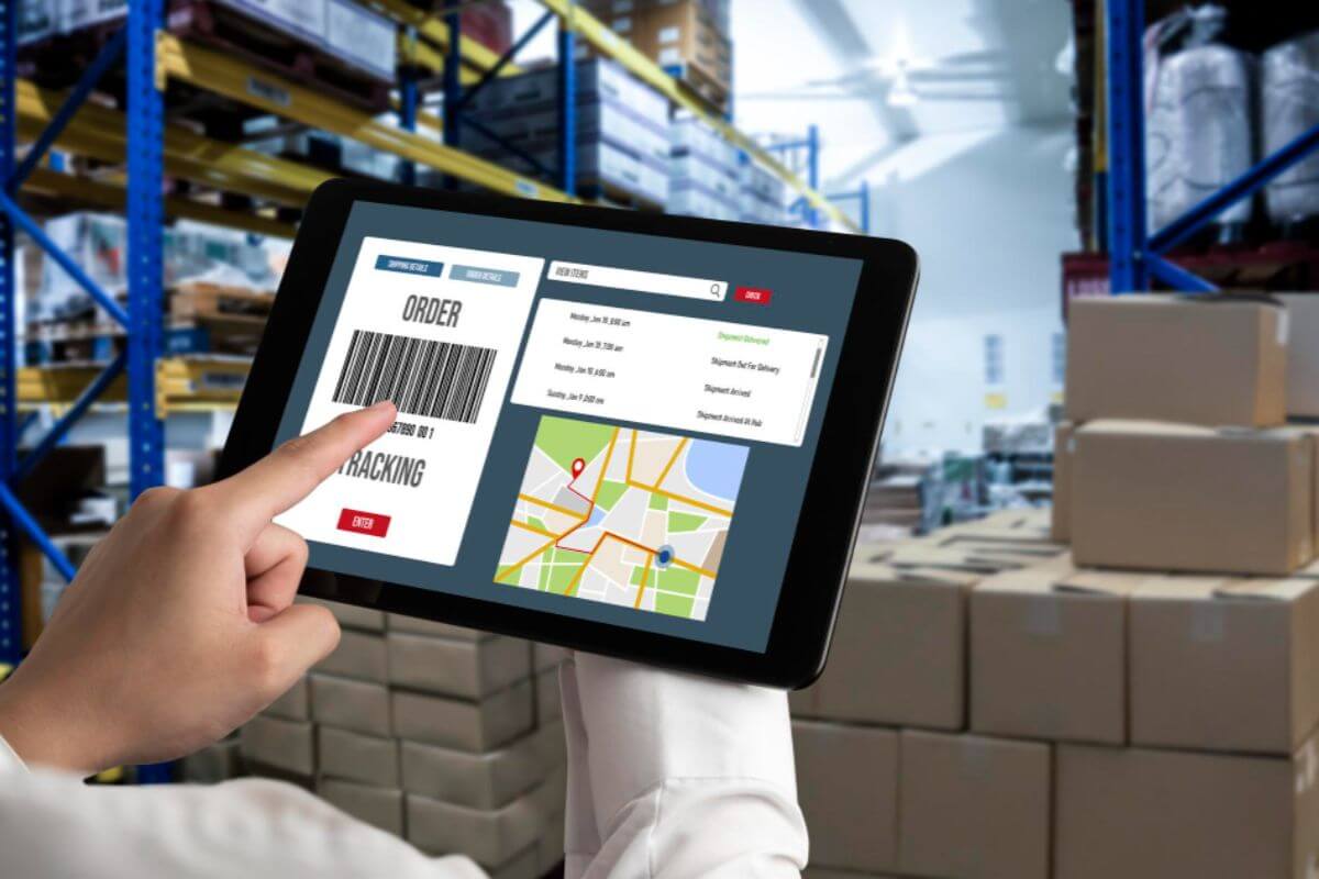 Essential features of asset tracking systems that improve visibility, control, and operational efficiency for businesses